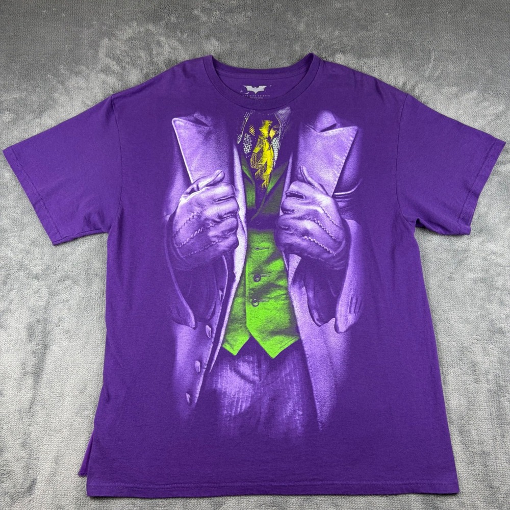 The Dark Knight Joker Costume T-Shirt Mens XL Purple Detachable Cape DC Comics